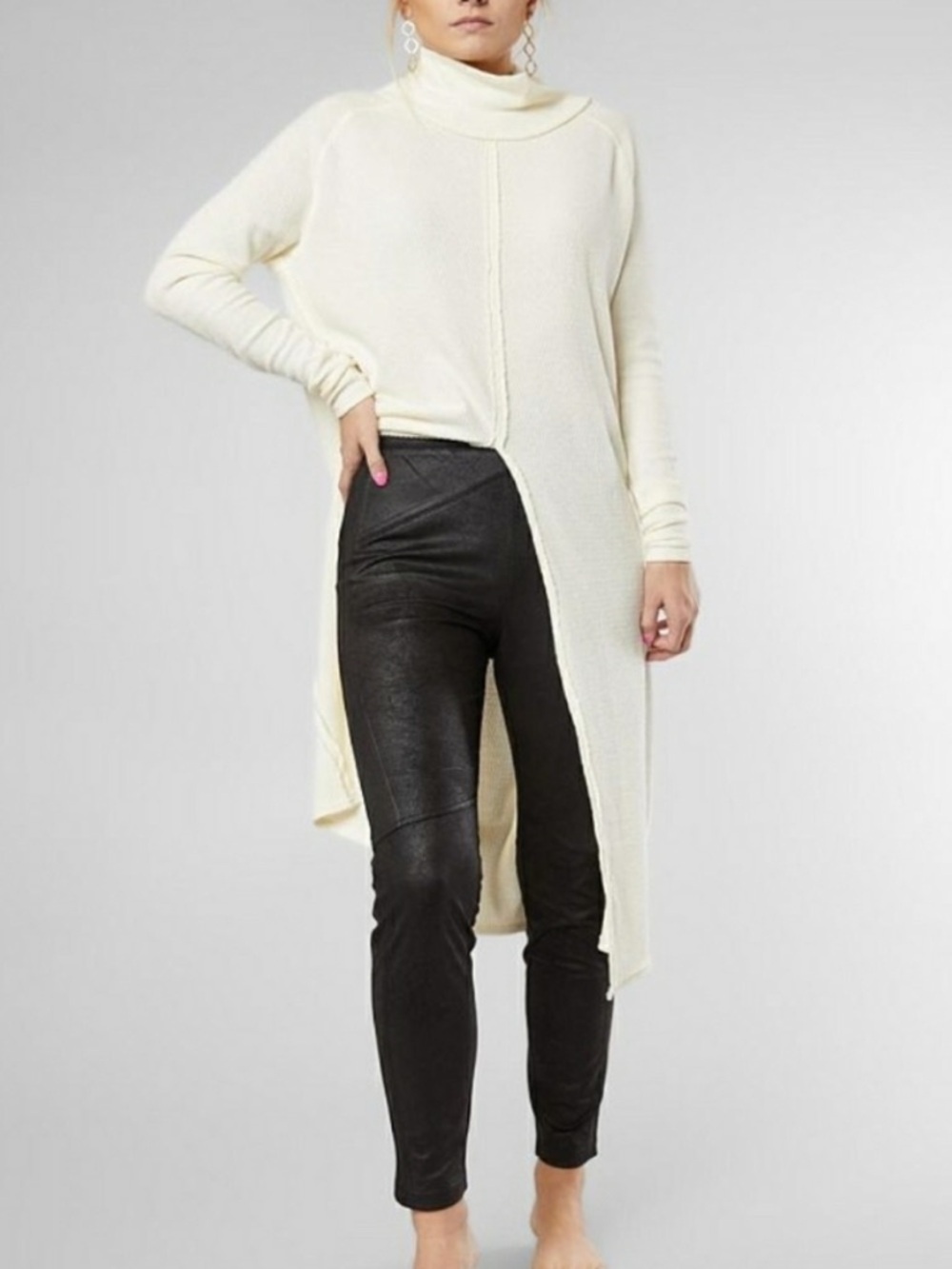 Free People Midnight Faux Suede Skinny Pants size Large